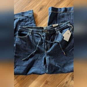 Fabric Flare Wide-Leg Jeans in Dark Blue - FA